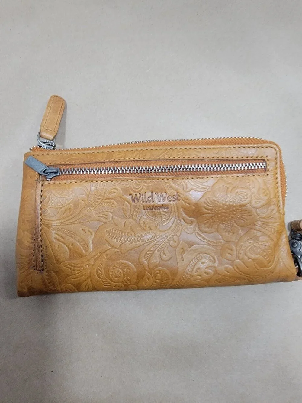 WILD WEST Los Angeles Tooled Genuine Leather Flap Bifold Wallet Wristlet